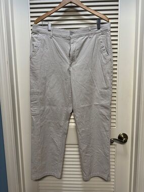 Gloria Vanderbilt Straight-Leg Pants in Light Tan